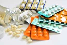 ◆単発派遣◆【白岡市】4月◆時給3500円!◆1人薬剤師◆徒歩2分!!